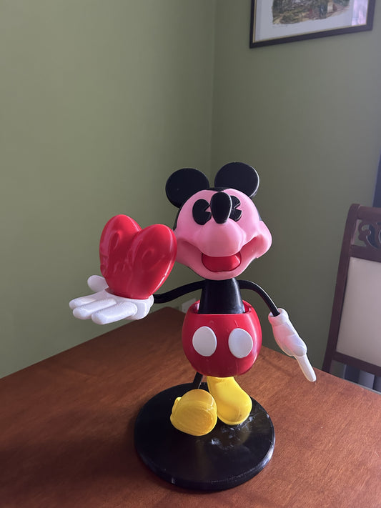 Scultura 3D Mouse In Love con cuore in PLA, vista frontale, decorazione San Valentino