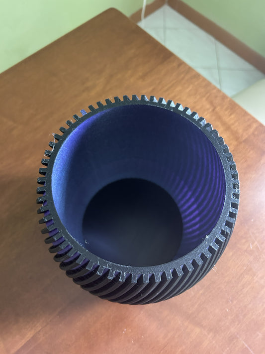 Vaso Indeciso bicolore stampato in 3D in PLA, vista dall’alto