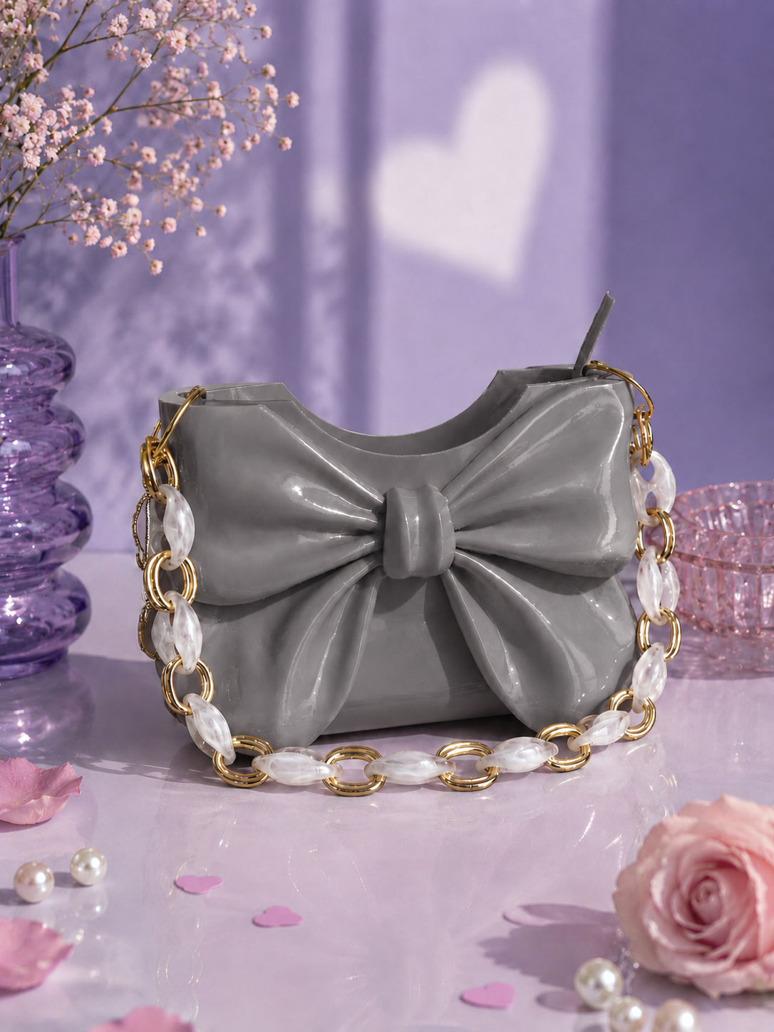 Elegant grey Dany bow handbag designed in 3D and crafted from high-quality PLA with a glossy finish. Modern designer shoulder bag featuring a statement bow, perfect for luxury women's fashion, everyday outfits, special occasions, parties, elegant events and stylish accessories. A unique contemporary fashion gift for her.