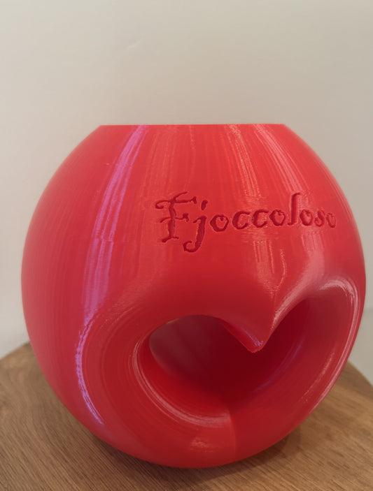 Vaso Fjoccoloso con cuore rosso decorativo vista frontale senza fiori