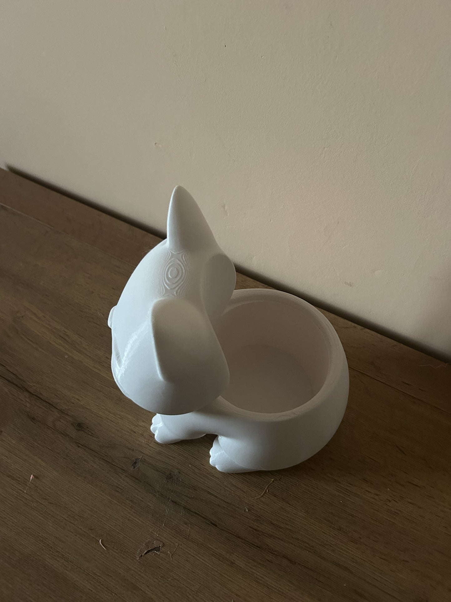 Vaso a Gatto stampato in 3D in PLA, vista dall’alto con alloggiamento per pianta