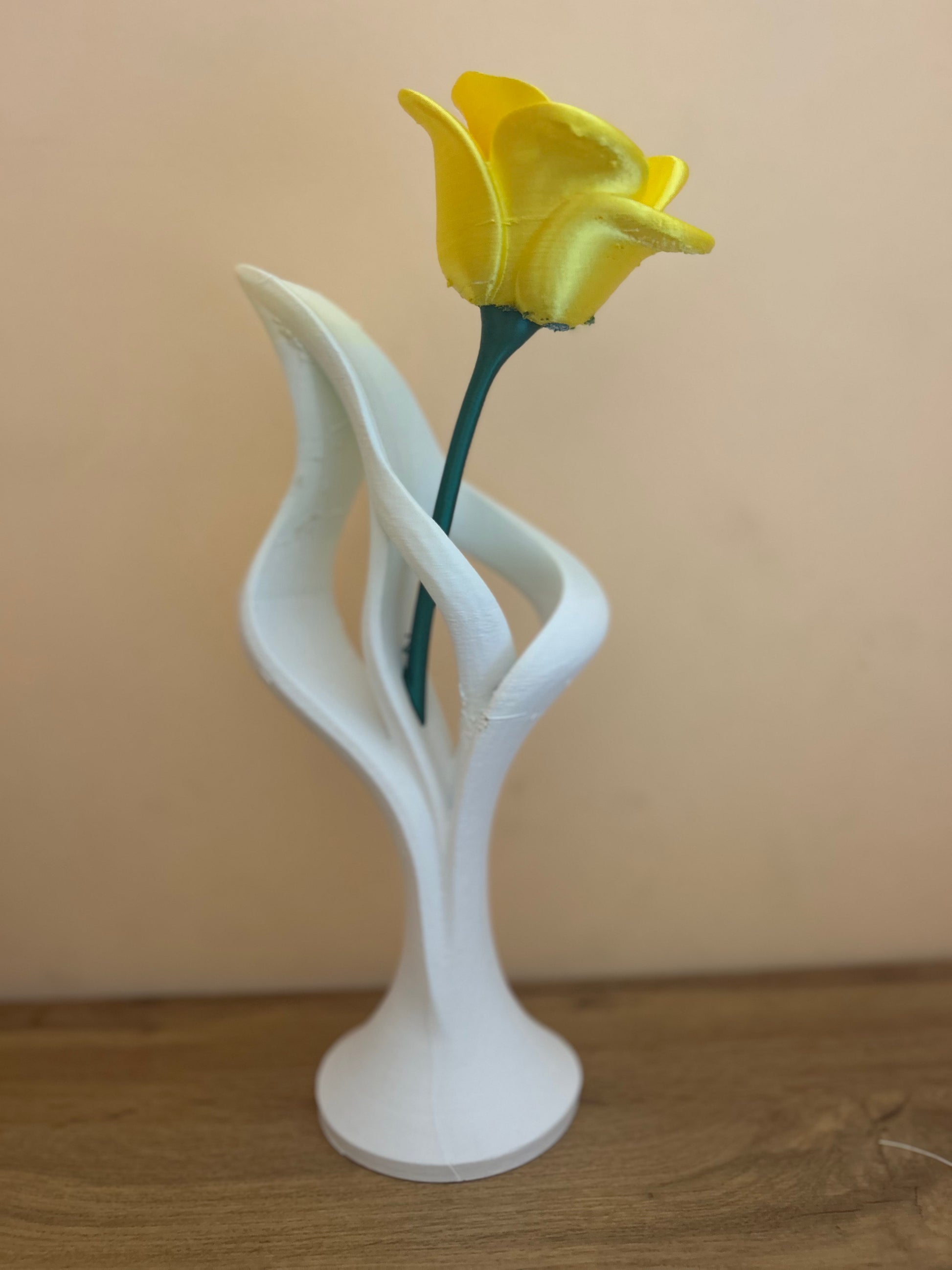 Fioritura Eterna 3D – fiore decorativo intrecciato in PLA ecologico Made in Italy