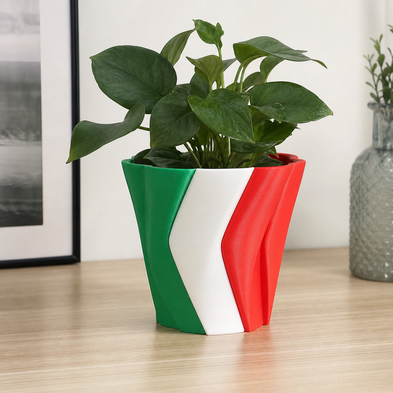 Vase Festa della Repubblica Italiana | Fioriera Decorativa Tricolore in PETG Design Moderno Stampa 3D - Couleur: Multicolore