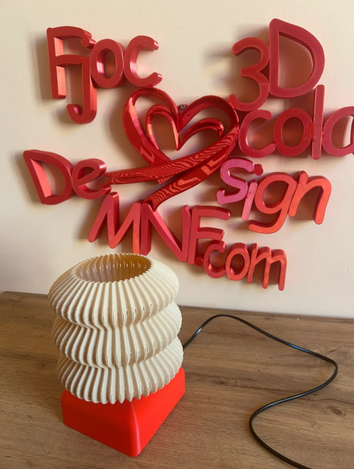 Lampada Nuvolosa a coste stampata in 3D in PLA