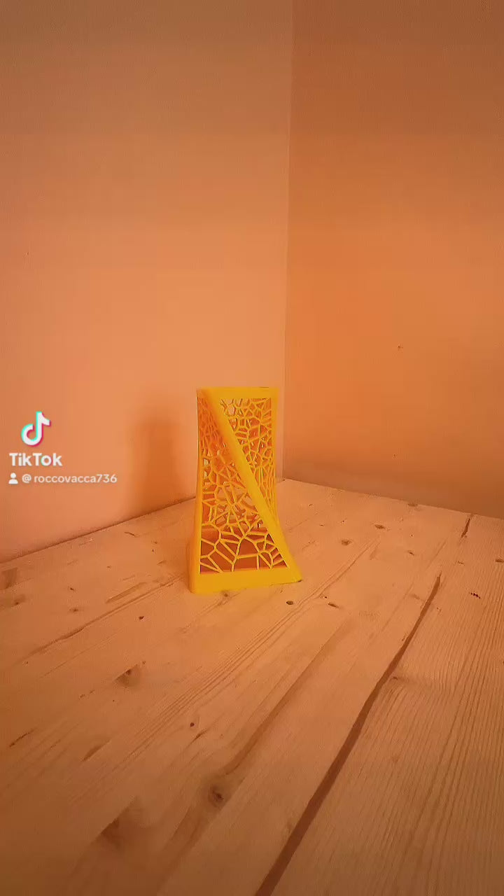 Vaso Nido di Luce Voronoi – Modern 3D-Printed Decorative Vase with Geometric Design