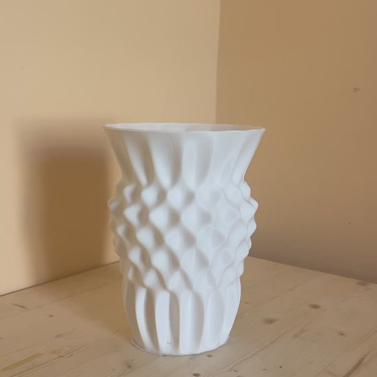 Vaso 3D Narciso in PETG ecologico – arredo decorativo moderno Made in Italy VIDEO dimostrativo