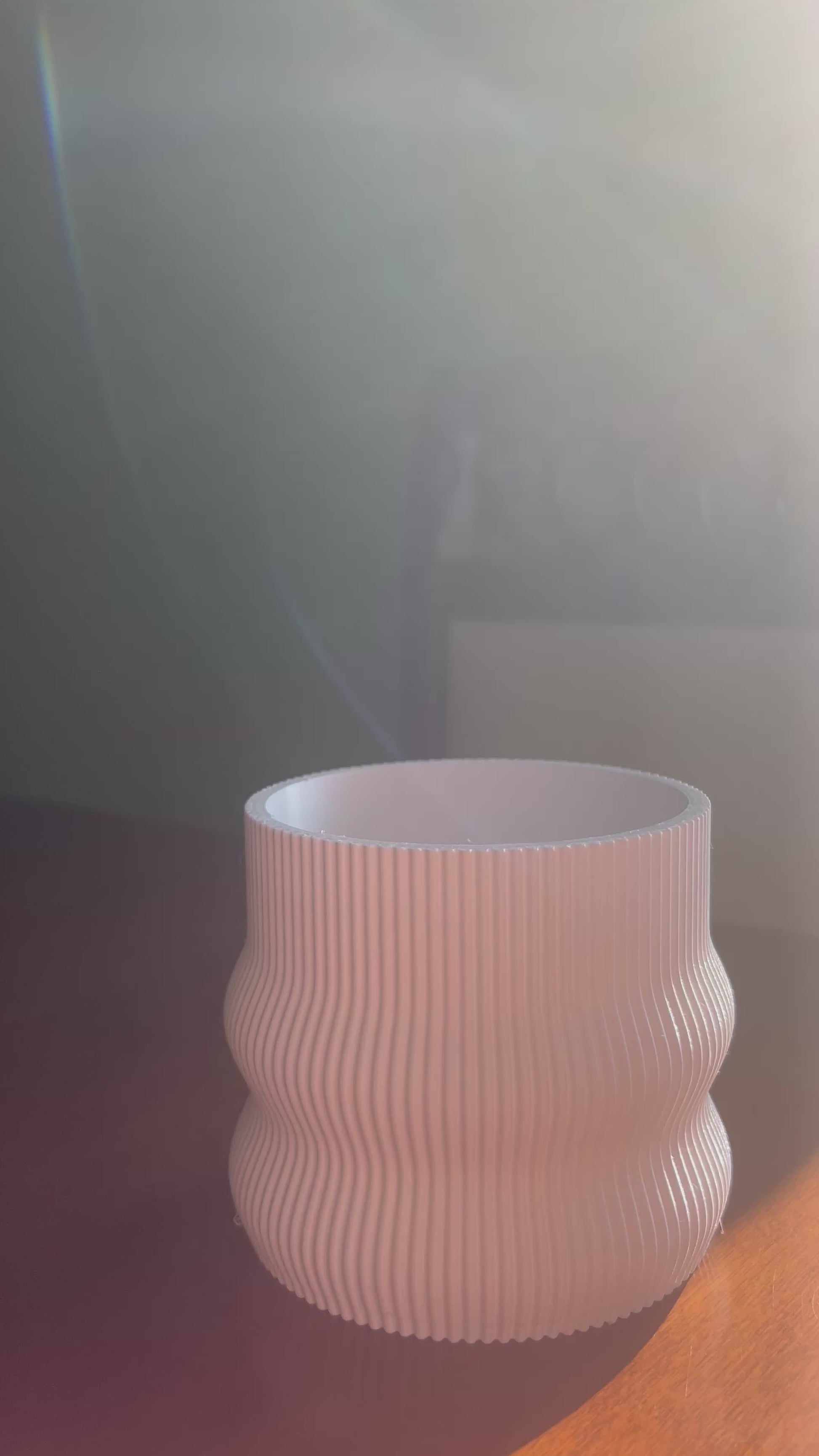 Discover our premium 3D printed decorative flower pots made in Italy using durable PETG. This video showcases the elegant ribbed design, three available sizes, premium craftsmanship and modern styling, perfect for indoor plants, flowers, luxury home decor, office decoration and contemporary interior design.