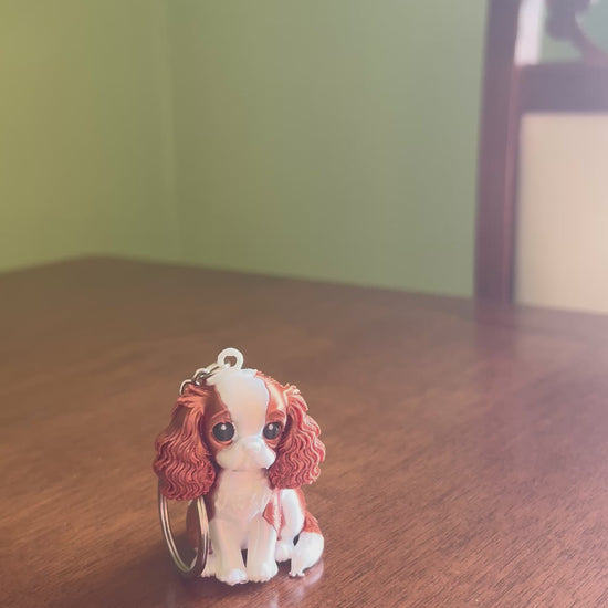 Watch the Cavalier King Charles 3D printed keychain in action. Premium PLA Silk finish, realistic details, handmade dog keyring and unique gift for pet lovers worldwide.