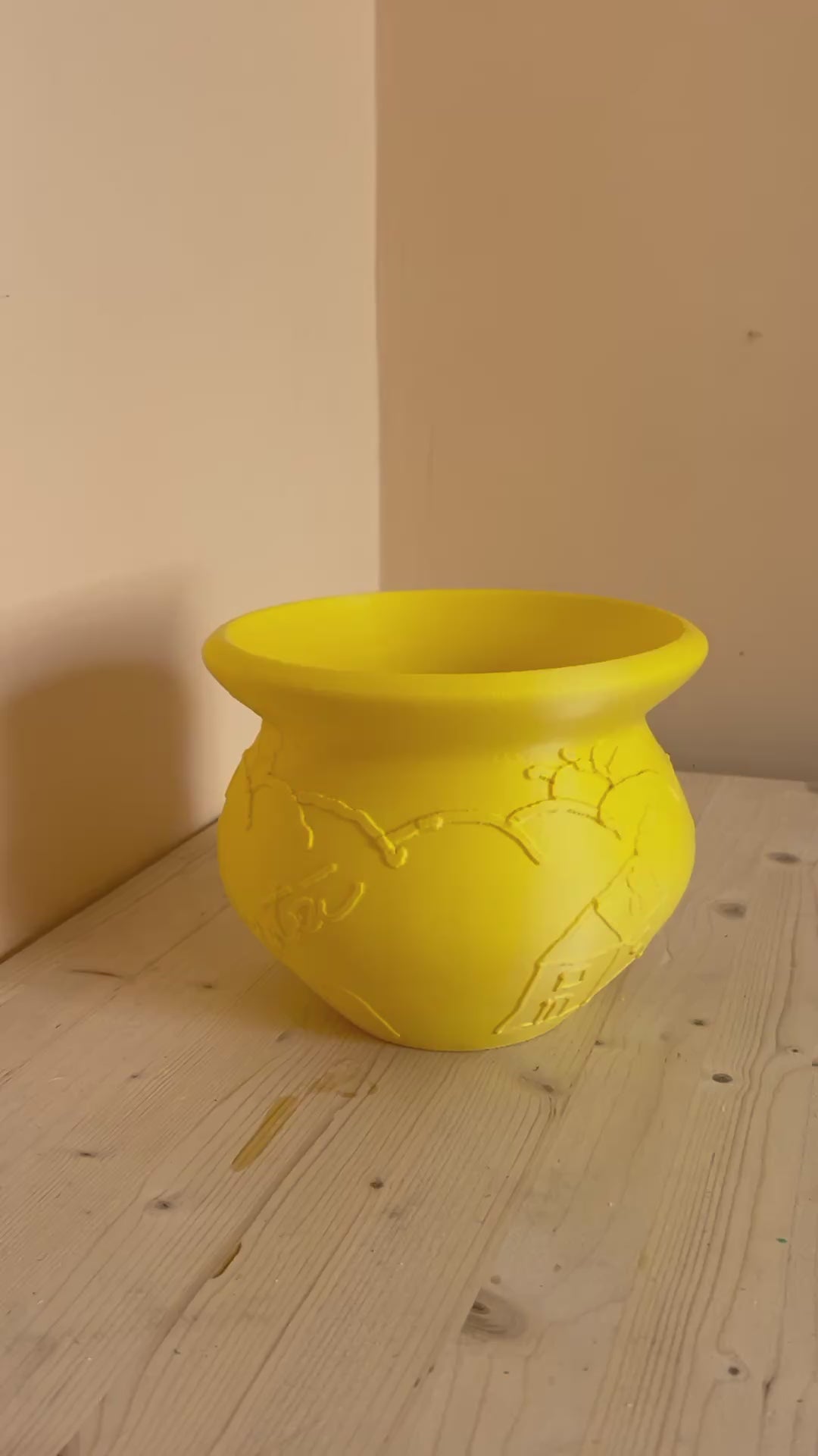 My Childhood Vase – Modern Decorative Designer Vase for Plants and Flowers | 3D-Printed Home Decor