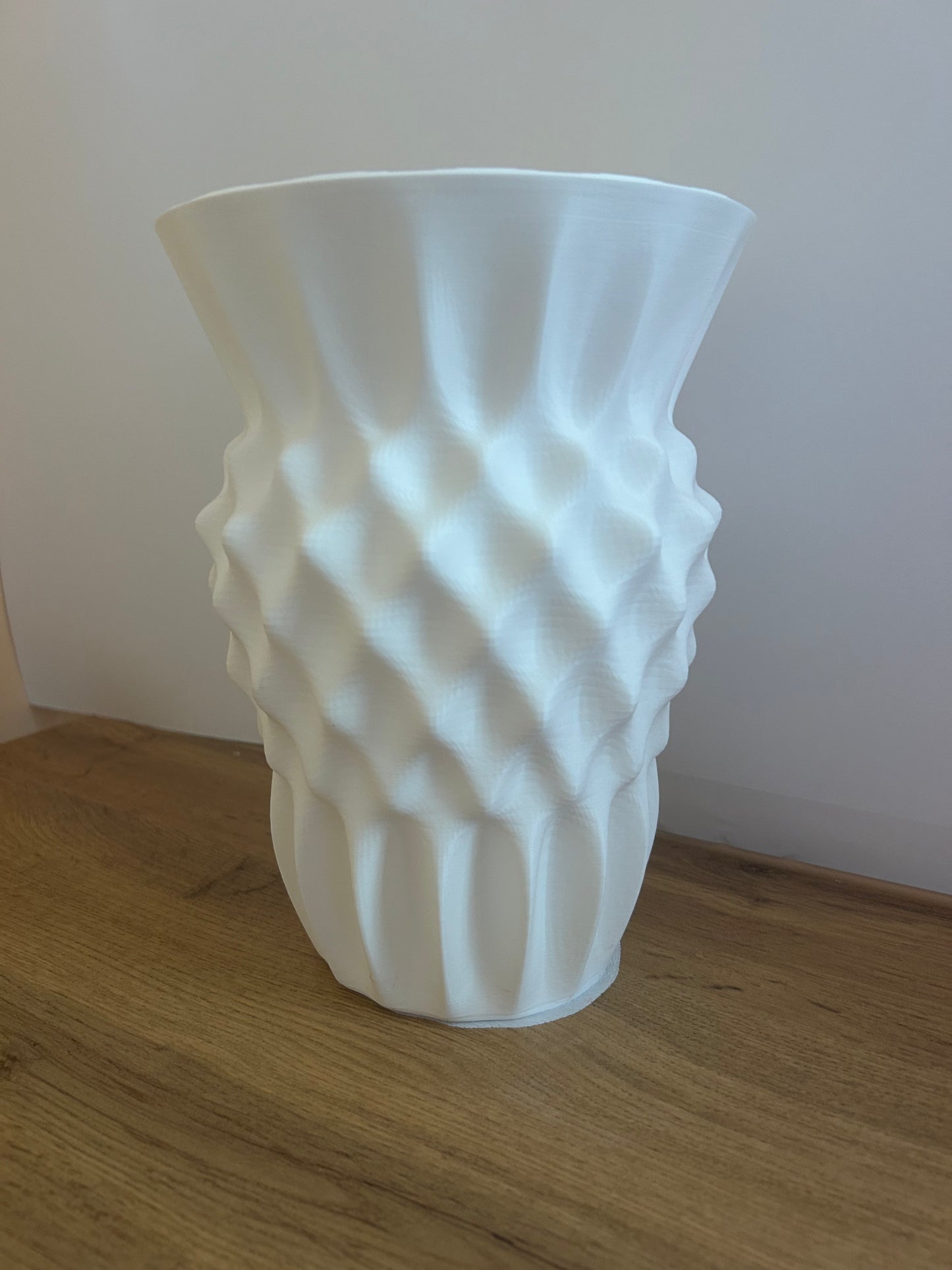 Vaso 3D Narciso in PLA ecologico – arredo decorativo moderno Made in Italy