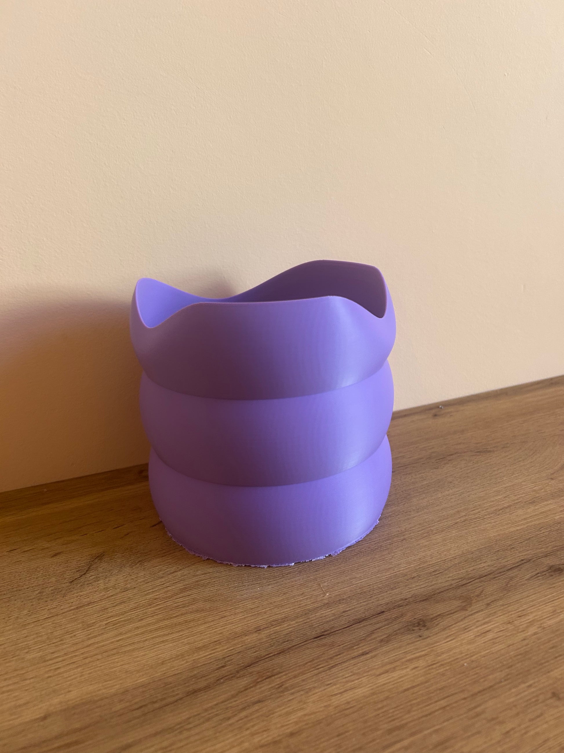 Vaso 3D Spettinato realizzato in PLA ecologico – vista frontale