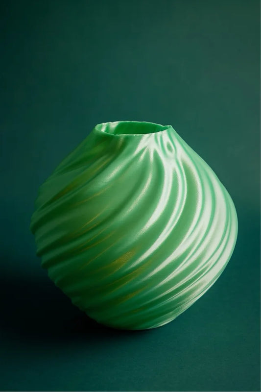 Vaso moderno verde stampato in 3D in plastica, elegante complemento d’arredo 24x24x23 cm