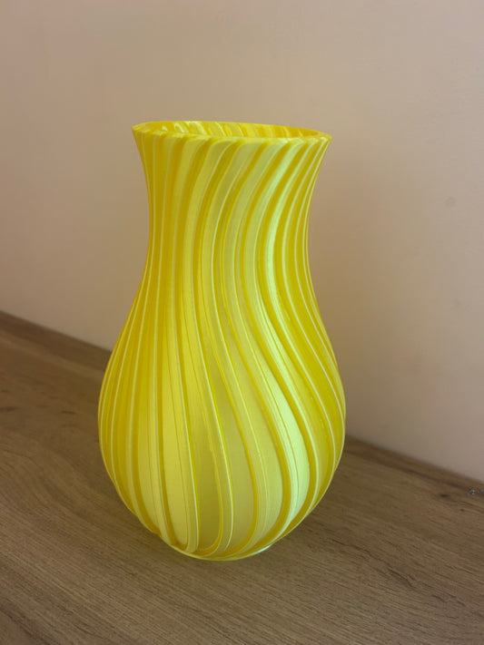 Vaso Sonnino stampato in 3D con design a spirale Made in Italy