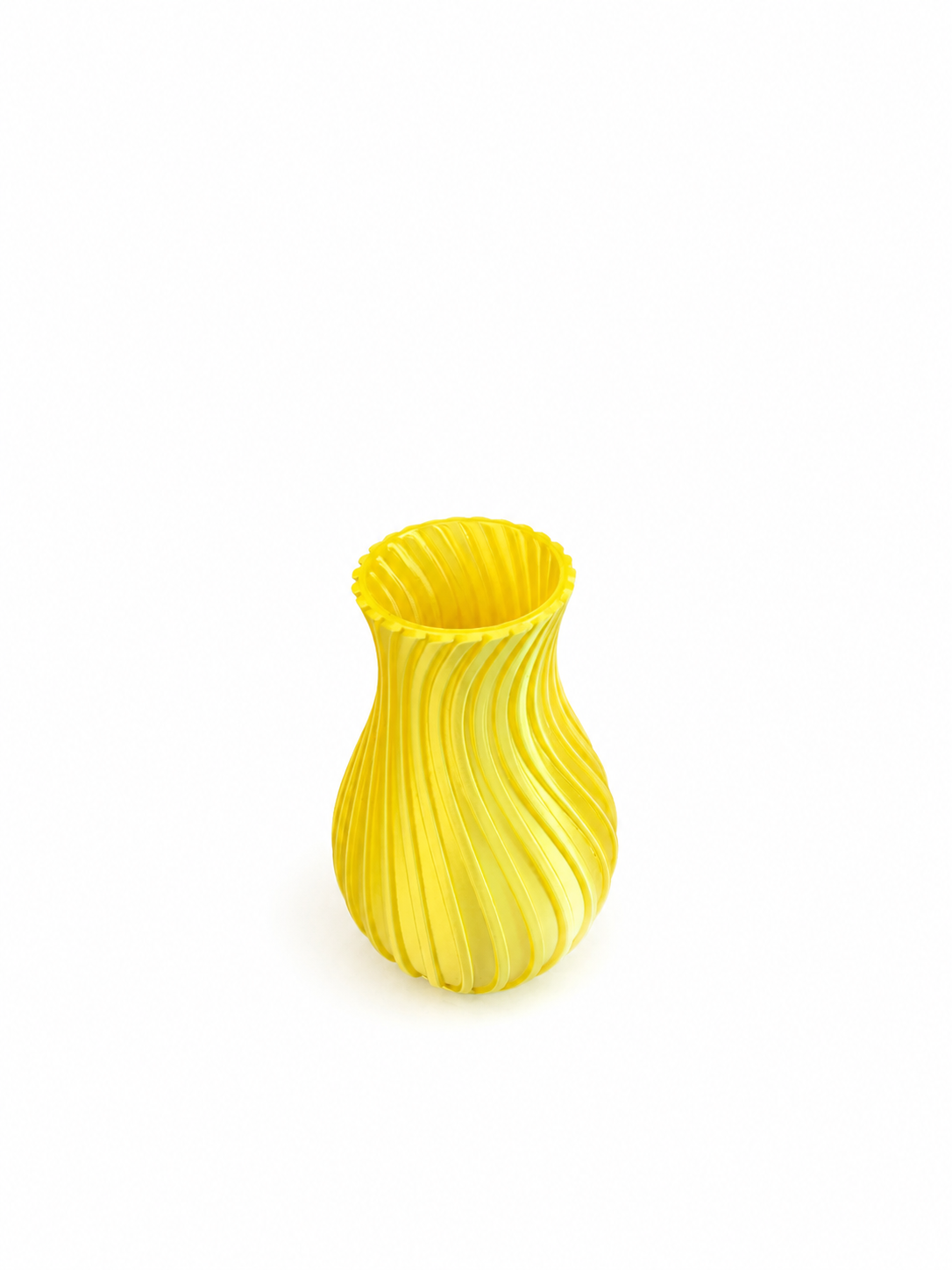 Dettaglio del Vaso Sonnino in PETG ecologico di design artigianale