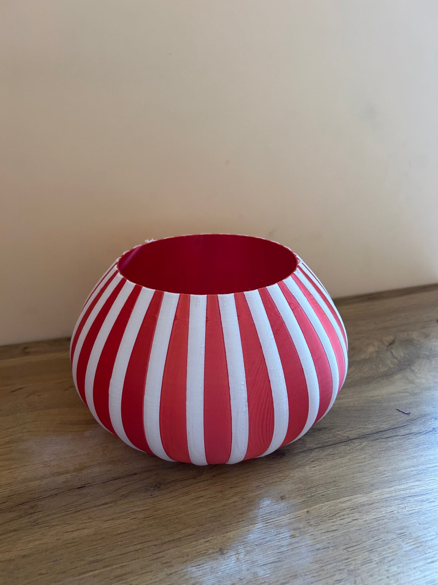 Vaso Vibrante 3D in PLA ecologico – design moderno Made in Italy